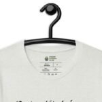 T-shirt de jardin confortable dans des couleurs chinées douces pour des journées faciles