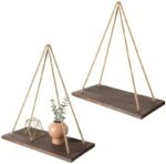 Balançoire en bois faite à la main pour décoration bohème et affichage peu encombrant.