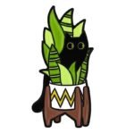 Jolie épingle émaillée De Chaton Dans Une Plante Décorative
