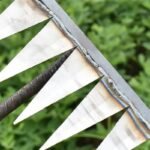 rate de desherbage en metal robuste pour le jardinage facile weeding hoe rake farm tool 735 1