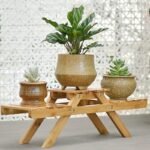 Étagère pliante en bois massif pour une décoration élégante de maison et de jardin.