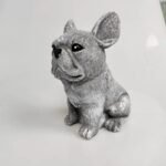 Statue En Résine De Chien – Détails Réalistes Et Durabilité Extérieure