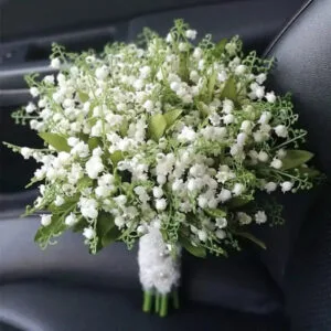 bouquet de mariage elegant et personnalisable muguet 185