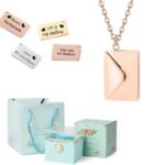 Coffret Rose éternelle Avec Collier Lettre Personnalisé