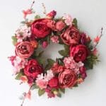 Couronne De Fleurs élégante Pour Toutes Occasions - Rouge Clair