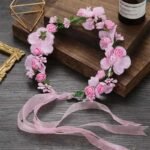 couronne de fleurs pour cheveux elegante et chic rose 317 1