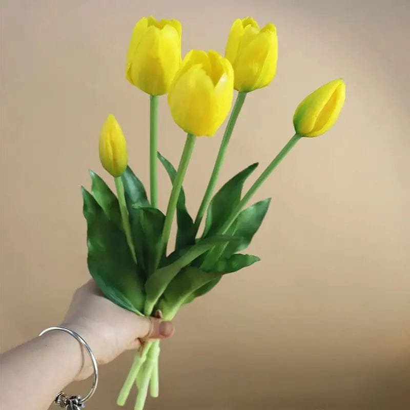 fausses tulipes realistes pour une decoration elegante jaune 309 1