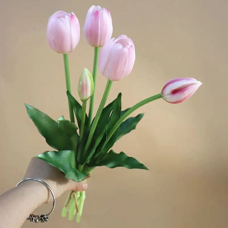 fausses tulipes realistes pour une decoration elegante rose clair 877 1