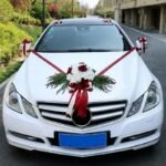 fleurs de voiture pour un mariage elegant rouge 868 1