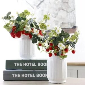 fleurs fraises artificielles pour une decoration eclatante 875 1