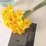 jonquilles artificielles pour une decoration florale elegante 712 1
