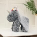 licorne rose elegance et magie a decouvrir gris couronnee 610 1