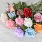 rose rouge artificielle pour deco elegante 607 1